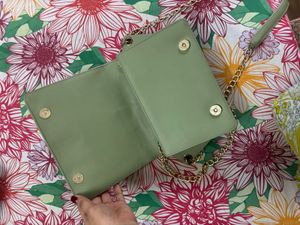 Chic Olive Green Handbag
