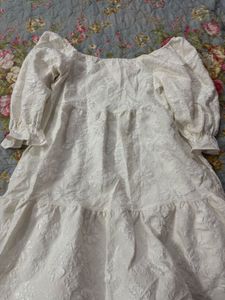 Chic White Puff Sleeve Tiered Dress