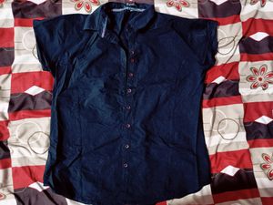 Black Shirt.