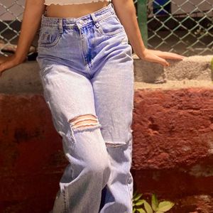 Ribbed blue jeans