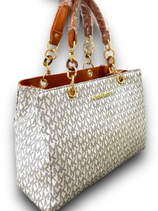 MK Ring Tote Bag (White)