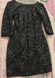 black sequins dress