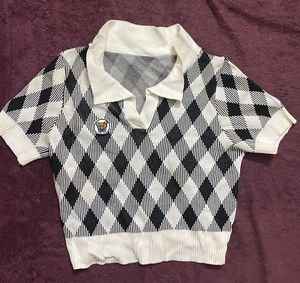 Argyle Patterned Crop Top