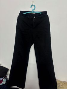 Classic Black Wide-Leg Pants