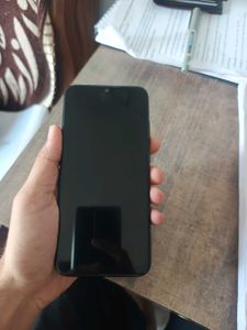 Smartphone fully working No Issues free new buds