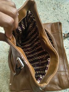 Classic Brown Leather Shoulder Bag