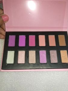 Myglamm Eyeshadow Kit-vibe Check