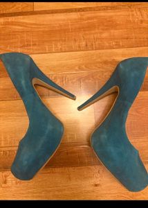 ALDO Stunning Teal Suede Heels