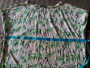White Bamboo Print T-Shirt strechable