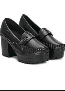 Chic Black Platform Loafers