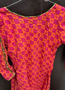Vibrant Pink &amp; Orange Checked Kurta