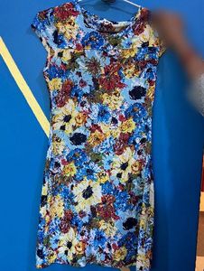 Vibrant Floral Print Short Sleeve Dress