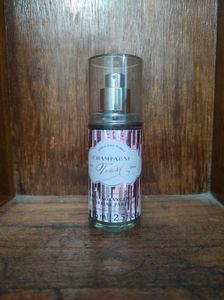 Bath & Body Works Champagne Toast Mist