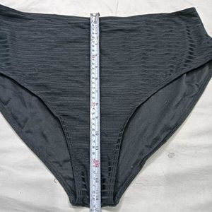 High-Waisted⭐ Textured Bikini Bottom