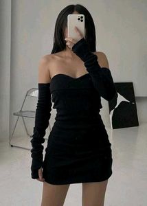 Chic Black Bodycon Dress with Detachable Sleeves