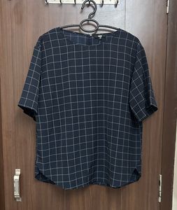 IMPORTED Chic Grid Print Top