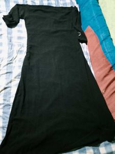 Elegant Black Abaya With Embellishments