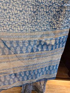 Blue &amp; White Printed Saree