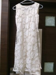 White Lace Sleeveless Dress