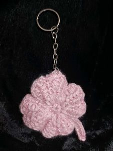 crochet clover keychain 🍀
