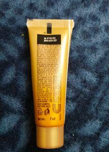 Lakme Sun Expert Dry Matte Fluid
