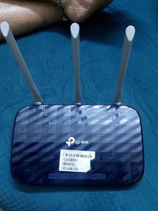 TP-Link WiFi Router - Reliable Internet Connection