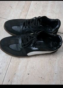 Puma sneakers