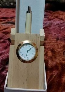 Wooden Pen Stand