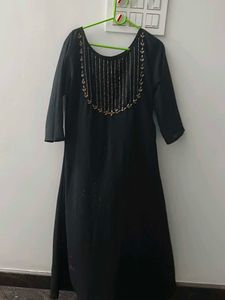 Elegant Black Embellished Kurta