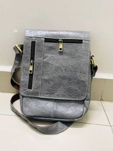 Vintage Leather Crossbody Bag