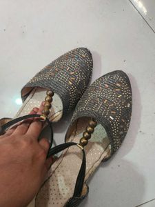 lower heal jutti