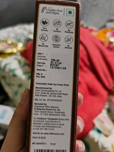 St Botanica Under Eye Cream Roller