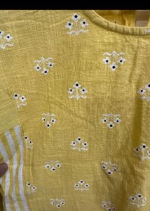 SAAKI cotton Kurta-pant Set.