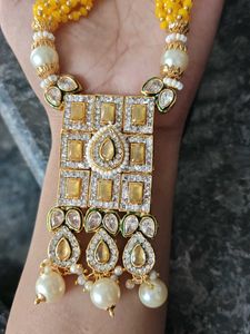 Stunning Kundan & Pearl Necklace Set