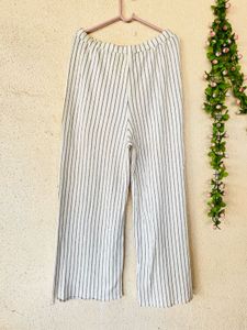 Chic Striped Wide-Leg Pants