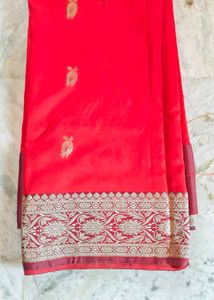 Elegant Red Saree with Intricate Border