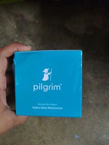 Pilgrim moisturizer and mcaffien face scrub combo