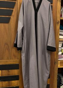 Elegant Grey &amp; Black Abaya