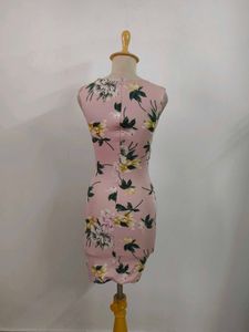 Chic Floral Print Wrap Dress