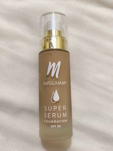 MyGlamm Super Serum Foundation