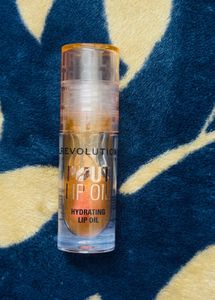 Revolution Pout Lip Oil