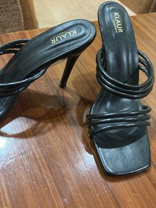 Revenge story black heels ⛓️‍💥