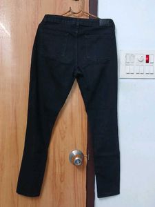 Black Skinny Jeans