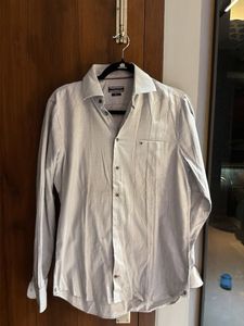 Tommy Hilfiger Men's Button-Down Shirt