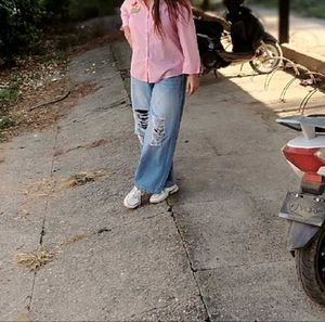 Distressed Wide Leg Jeans
