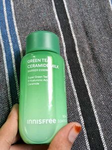 Innisfree Green Tea Ceramide Milk