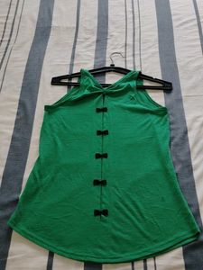 beautiful sleeveless top