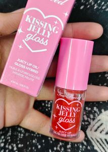 Too Faced Kissing Jelly Gloss