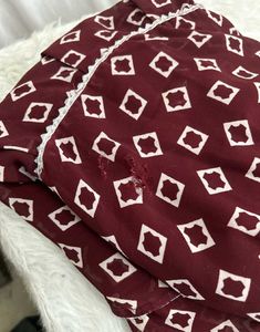 Maroon Kurta Set with Mirror Work