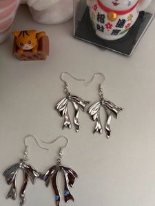 Bow Earrings ✨🎀